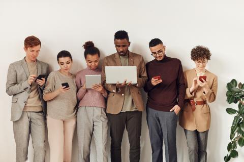 Influencer Marketing vs. Native Advertising: Which is Right for Your Brand?