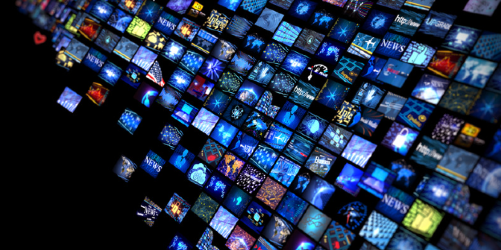 The Power of Cross-Channel Marketing: Harmonizing TV, Radio, and DOOH for Maximum Impact