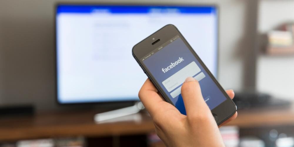 Facebook Taps TV & It’s Great News for DR